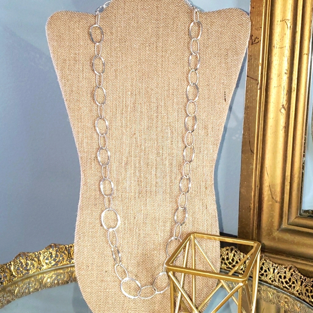 Beautiful link necklace 💕